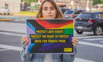 Amnesty International sýnir Gleðigöngunni í Tyrklandi samstöðu á Hinsegin dögum 2023
