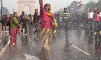 Indland: Mannréttindum ógnað!